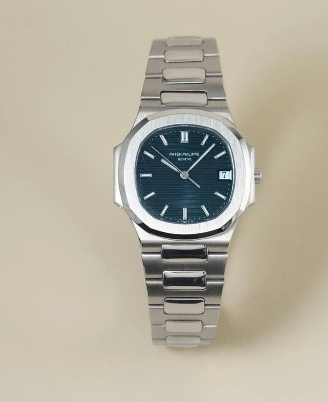 ساعت Patek Philippe Nautilus 3900/1G اصل | طلای سفید 18 عیار | صفحه آبی